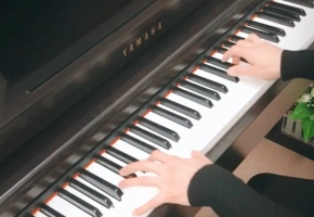 【钢琴】邓紫棋《光年之外》，美妙动听的钢琴即兴版来啦！